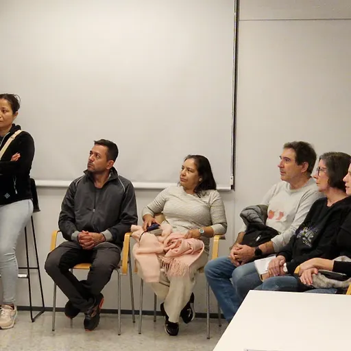 S’obren les inscripcions per a formar part dels grup de conversa en català del projecte Xerrem
