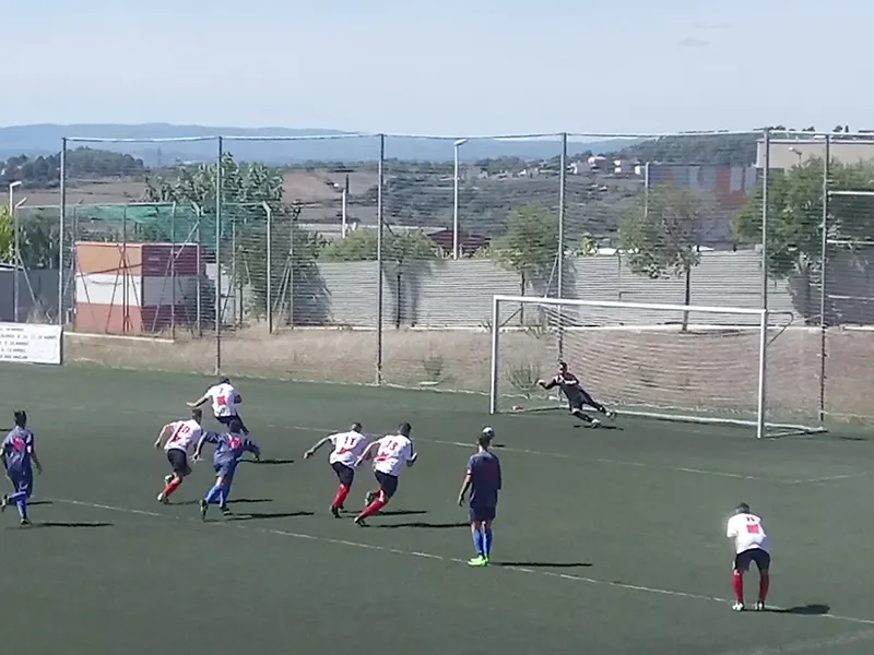Vicente va transformar el penal per salvar un punt inextremis