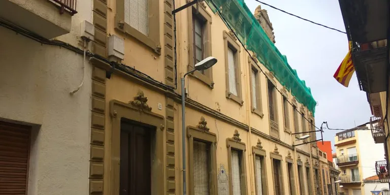 L'Ajuntament posa la mirada en l'antiga escola Cassà per construir habitatges de protecció oficial