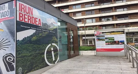 LA OFICINA DE TURISMO DE LUIS MARIANO SE VISTE DE PRIMAVERA