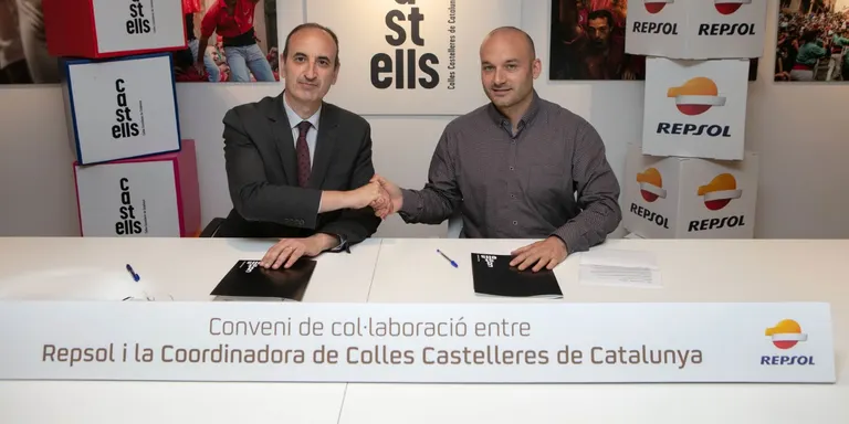 Repsol i la Coordinadora de Colles Castelleres de Catalunya renoven la seva col·laboració