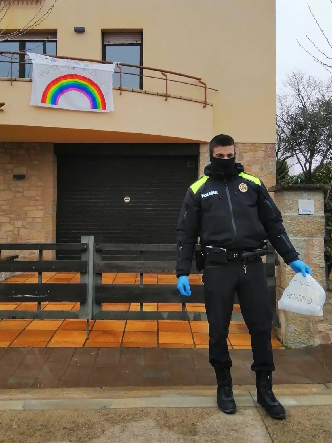 Solsona recull més de 2.600 mascaretes casolanes i de donacions en dos dies