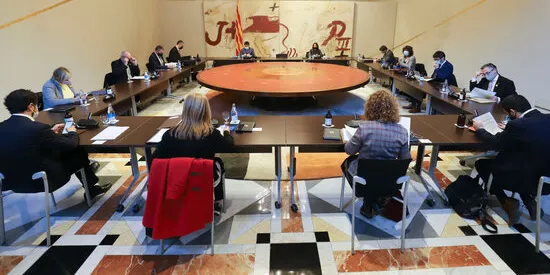 El TSJC suspèn cautelarment el decret que ajorna les eleccions i les manté per el 14-F