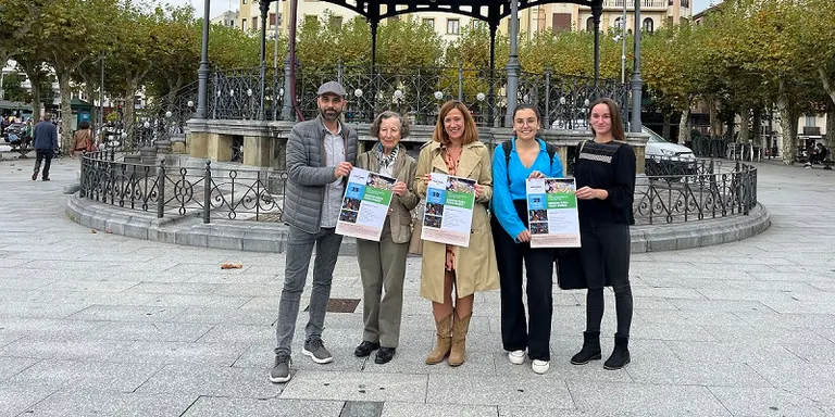 IRUN COOPERA CON EL MUNDO