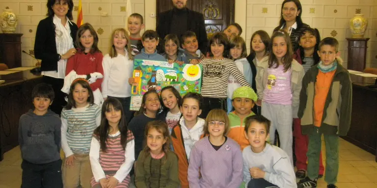 Alumnes del Col.legi Pau Claris visiten l'Ajuntament de la Seu