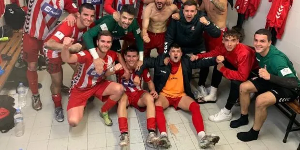 La UE Valls perd el lideratge a Sarrià (3-0)