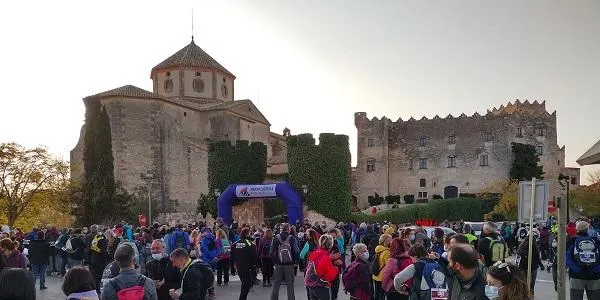 La Marxa dels Castells del Baix Gaià commemora amb èxit el 10è aniversari