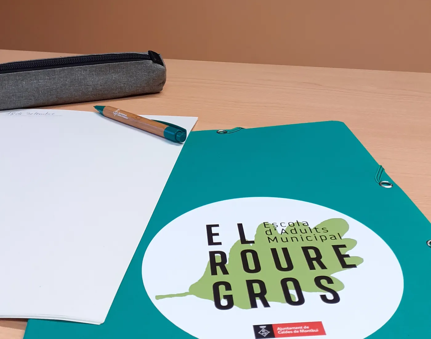 L’Escola d’Adults el Roure Gros comença el curs amb més de 300 matrícules