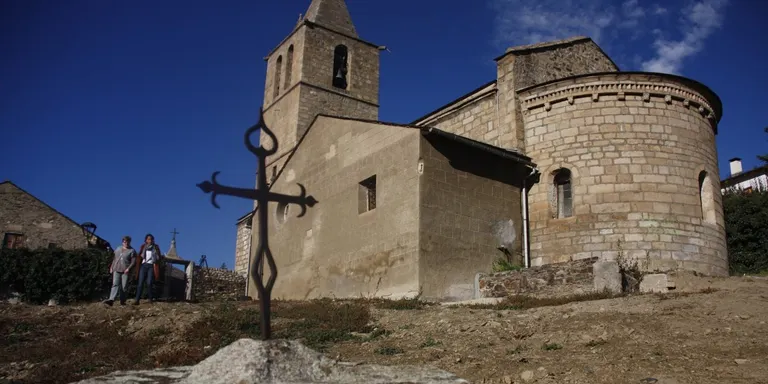 Bolvir completa el trasllat de difunts del cementiri vell al nou