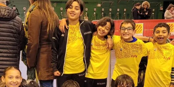 Set atletes del Club Pentatló Torredembarra participen en una prova internacional de Làser Run a França