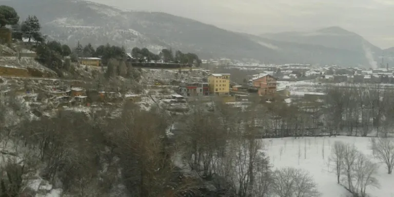 La neu obliga a suspendre 12 línies de transport escolar a l'Alt Urgell