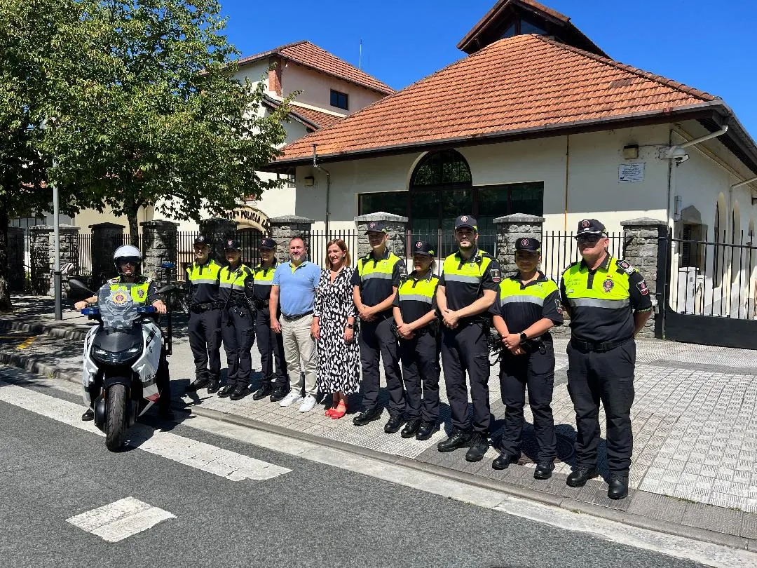 El AYUNTAMIENTO DE IRUN FORTALECE LA SEGURIDAD CON NUEVOS EFECTIVOS, MOVILIDAD SOSTENIBLE Y SISTEMAS INTELIGENTES