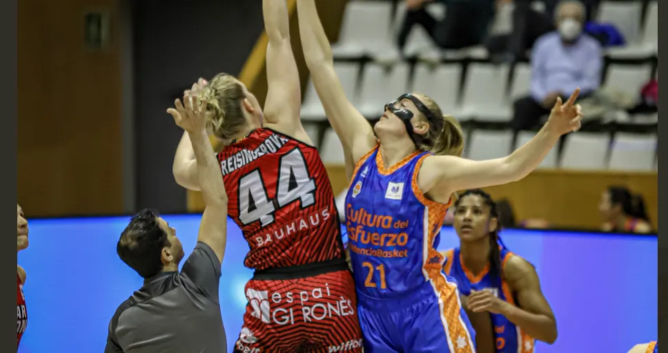 Partidàs entre l’Uni Girona i el València Basket (20h)