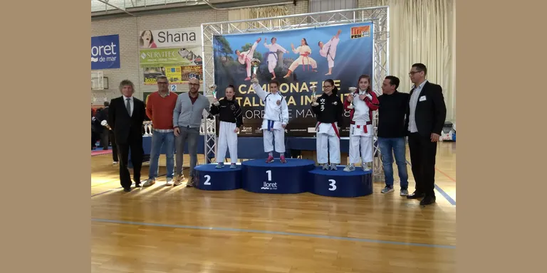 Ylenia Jiménez, campiona de Catalunya de karate en kata infantil