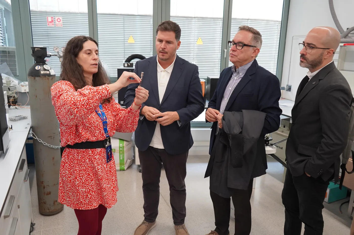 L’Ajuntament visita la UPC per conèixer de primera mà l’evolució de l’estudi de la qualitat de l’aire a Mollet