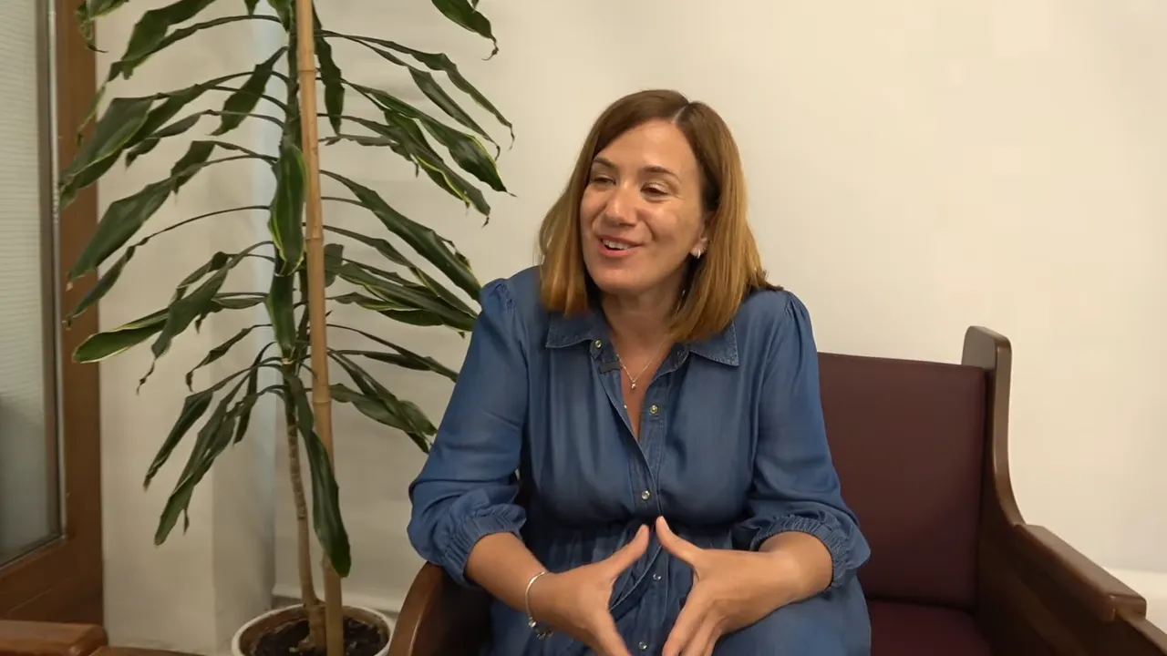 CRISTINA LABORDA: "IRUN TIENE GRANDES RETOS, PERO TAMBIÉN GRANDES OPORTUNIDADES"