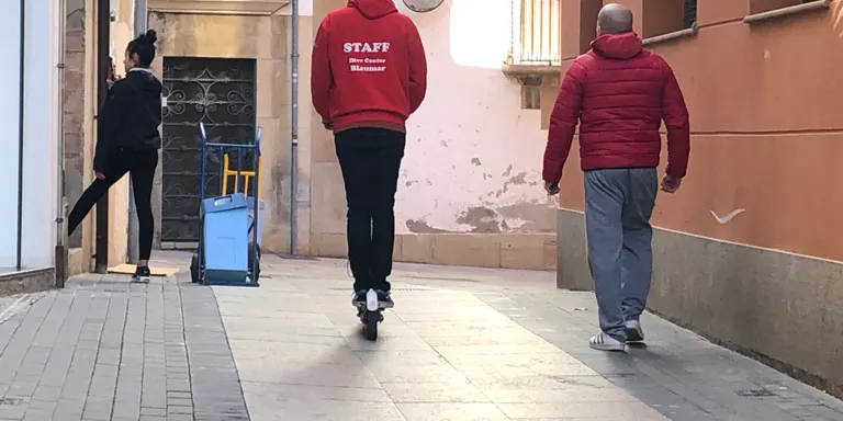 Els menors de 16 anys no podran circular amb patinet elèctric a partir del 16 de març