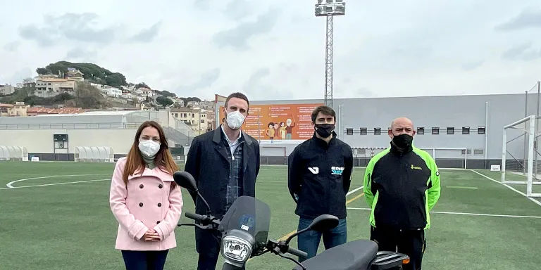 L’Ajuntament presenta un nou ciclomotor elèctric per la flota municipal