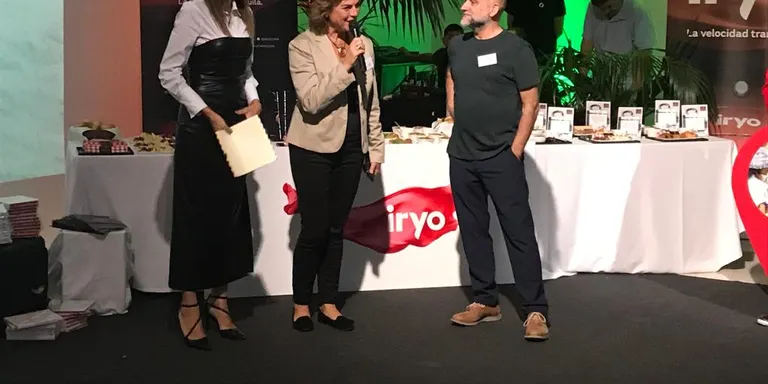 Cambrils ensenya la seva gastronomia a les agències de viatge a Madrid