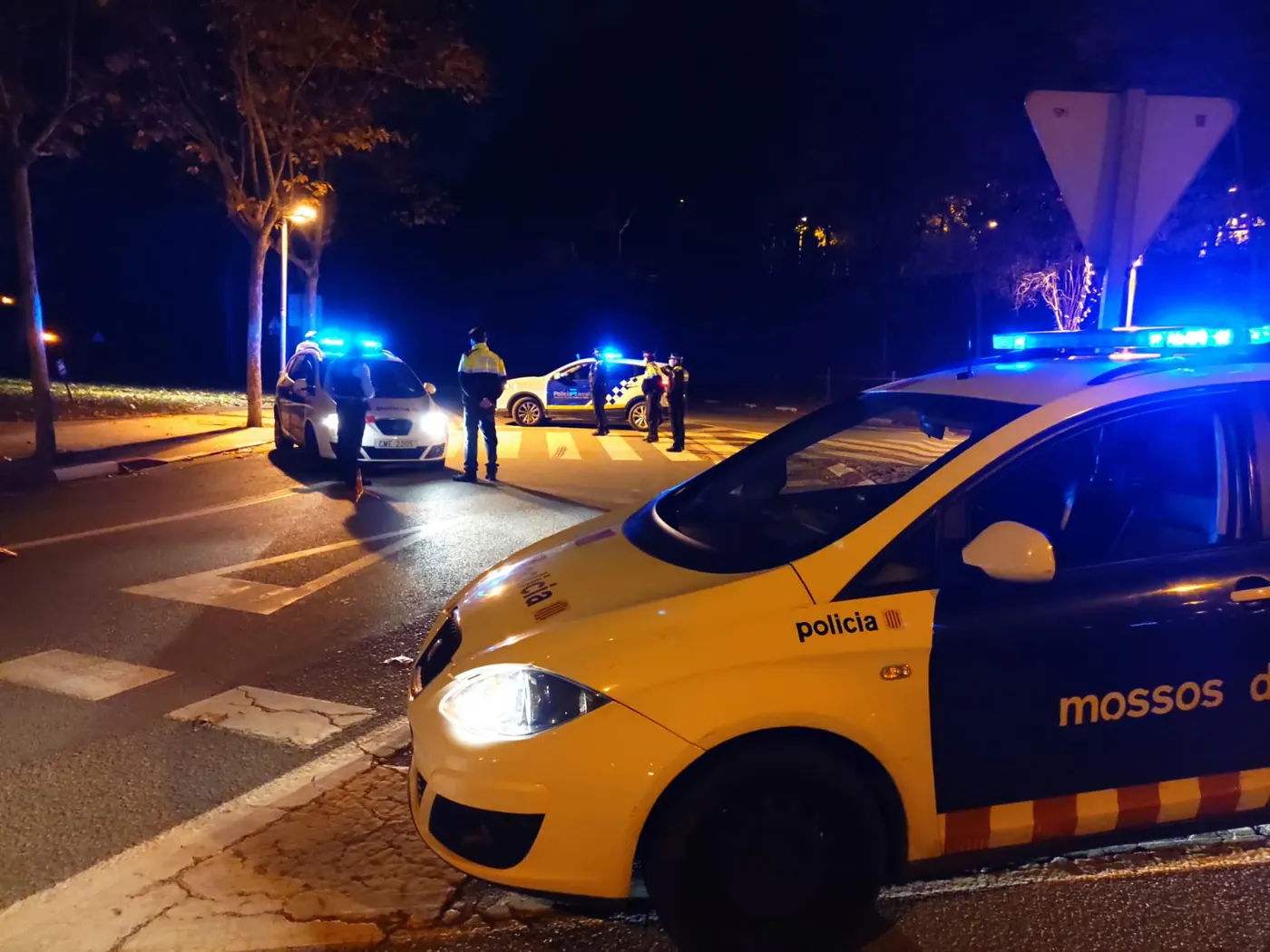 El toc de queda estarà vigent a Cambrils com a mínim fins al 20 d’agost