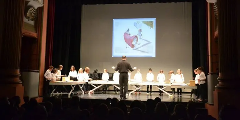 Arrenca la VII xilofonada poètica al Teatre Principal
