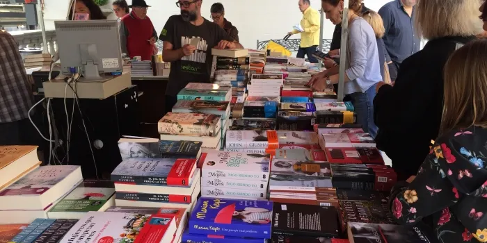 Antoni Bassas i els llibres sobre els procés lideren, de moment, les vendes a Arenys