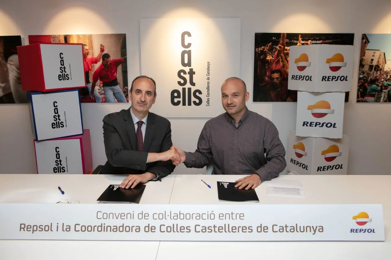 Repsol i la Coordinadora de Colles Castelleres de Catalunya renoven la seva col·laboració
