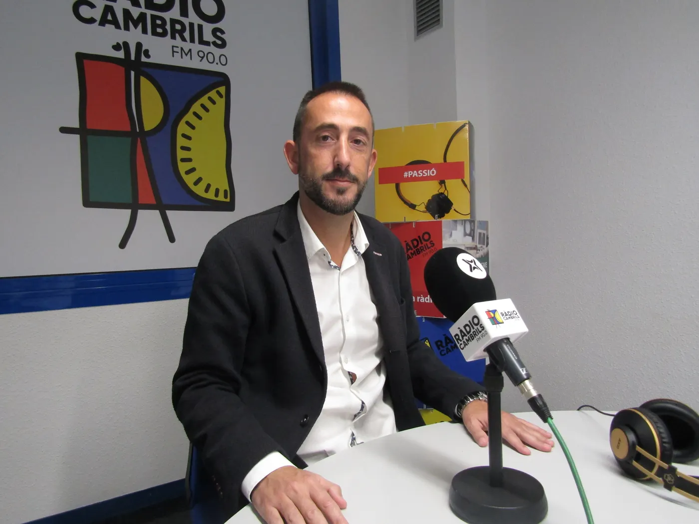 Carlos Sánchez: “Vaig decidir crear subhastes solidàries per ajudar als nens refugiats d’Ucraïna”