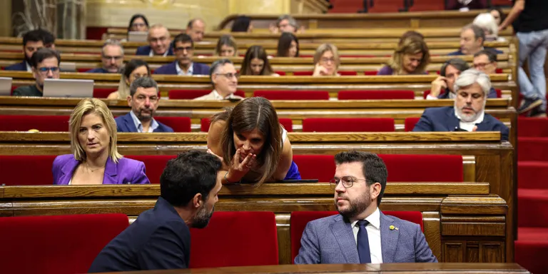 El sobiranisme celebra el consens per l'amnistia al Parlament tot i les discrepàncies en l'autodeterminació