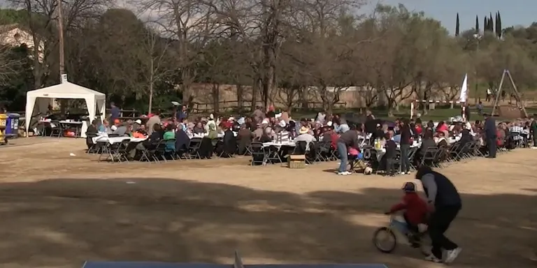 El parc de Ca N'Oriol acull aquest diumenge una nova edició de la Matanza do Porco