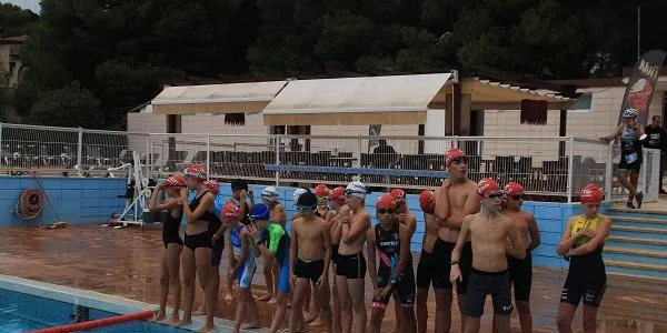 Els Atletes d’Altafulla aposten per recuperar la promoció i formació del triatló entre els infants