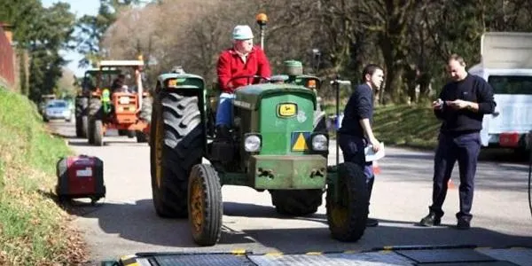 Revisió de vehicles agrícoles i ciclomotors, aquest divendres a Creixell
