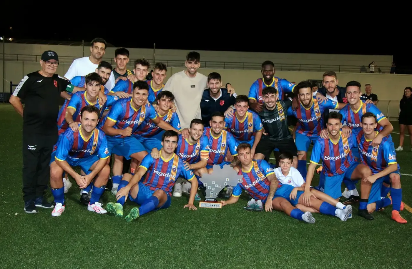 El CF Caldes es proclama campió del Torneig d’Històrics del Vallès Oriental per tercer cop en quatre anys