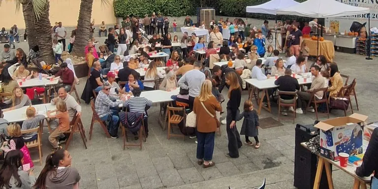 Begur i Esclanyà celebren una Castanyada participativa i plena d’activitats