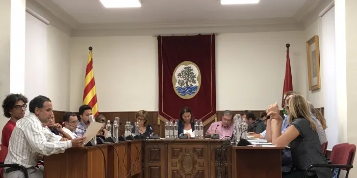 El padró municipal a 1 de gener del 2018 és de 15.534 habitants