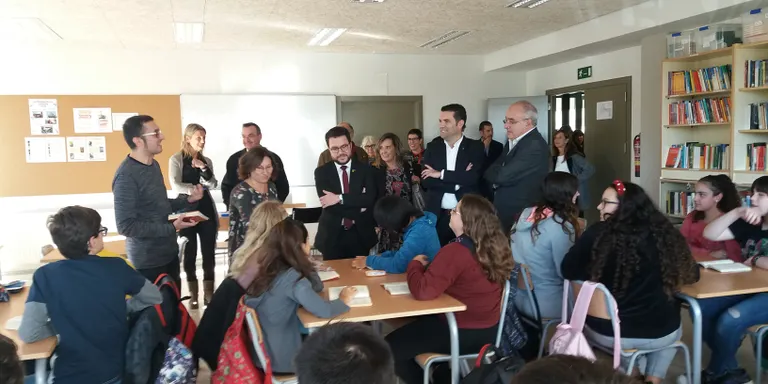 Inaugurat l'INS Pineda amb el compromís que tindrà Batxillerat el curs 2020-21