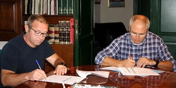 Oficialitzat el contracte d’explotació del bar del Casal La Violeta d’Altafulla