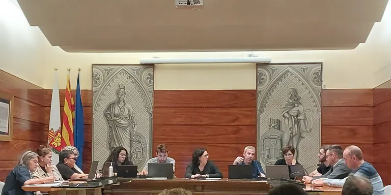 Solsona celebra un ple ordinari de setembre que, tot i que es preveia sense punts a l'ordre del dia, se'n va acabar afegint un d'última hora