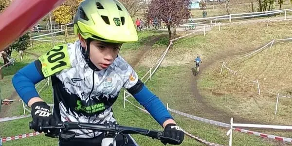 El torrenc Cesc Bairaguet guanya el 6è GP de la Seu d’Urgell en categoria Benjamí en la Copa Catalana de Ciclocròs