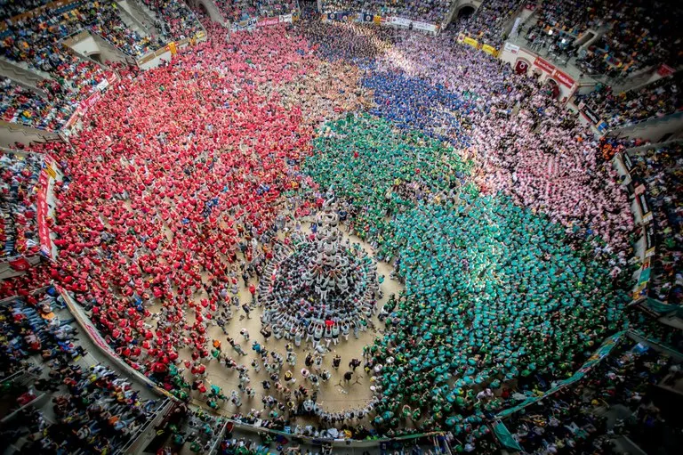 El Concurs de Castells implanta un sorteig per facilitar un accés més just a les entrades