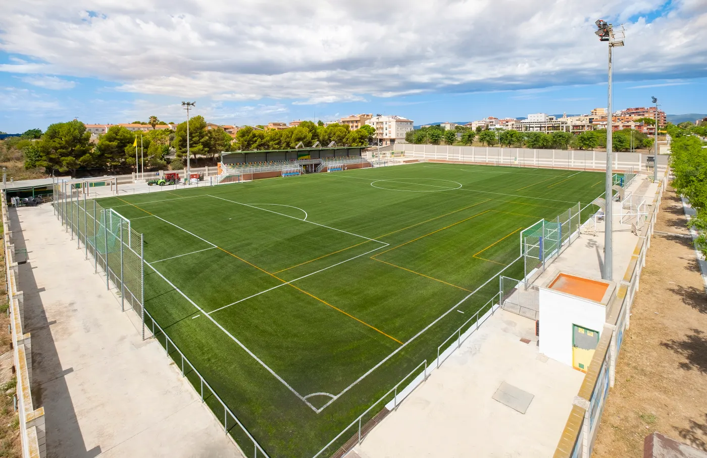 El Camp de Futbol Municipal La Coma, a punt per a l’inici de la temporada 2023-2024
