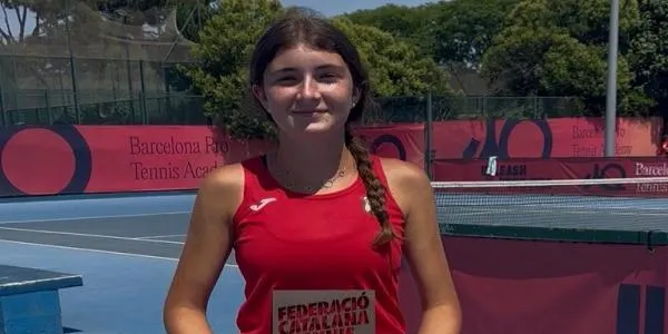 La tenista Valèria Gimeno es proclama campiona de la Lliga Catalana en categoria Cadet amb el CT Tarragona