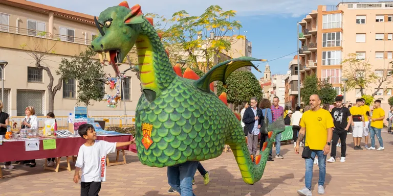 Arriba #laveïnadragonina2023, una de les grans cites de la cultura popular al Camp de Tarragona