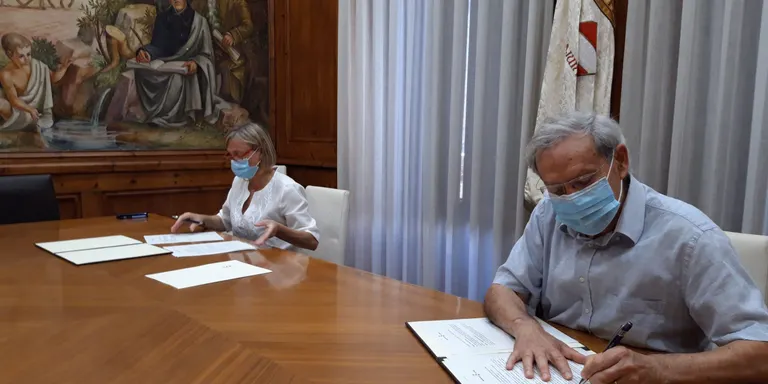 L’Ajuntament de Valls signa el conveni anual amb Càritas Interparroquial
