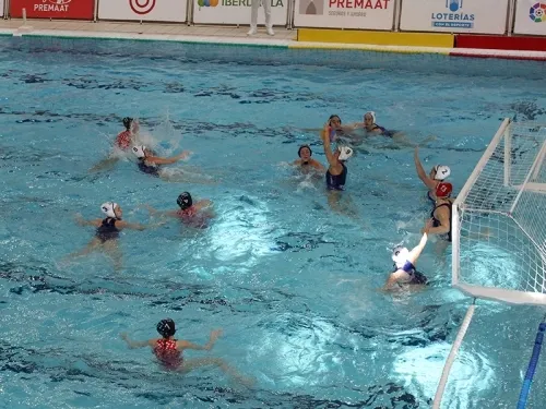 El CNR femení va guanyar 8 a 9 amb aquest últim gol inextremis a Sant Feliu / Arxiu