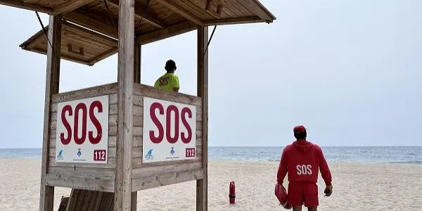 S’inicia el servei de vigilància i socorrisme a les platges de la Paella i de Baix a Mar de Torredembarra