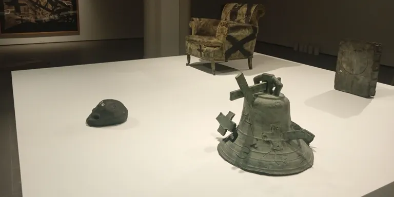 L’obra d’Antoni Tàpies aterra al Museu de Valls