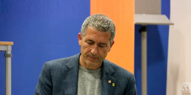 Cambray envia un qüestionari als directors per verificar si els projectes lingüístics s'adeqüen al nou decret