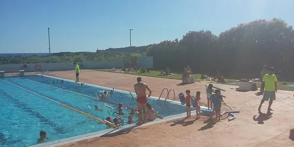 Els cursets de natació, a una setmana de tancar un estiu amb elevat èxit de participació