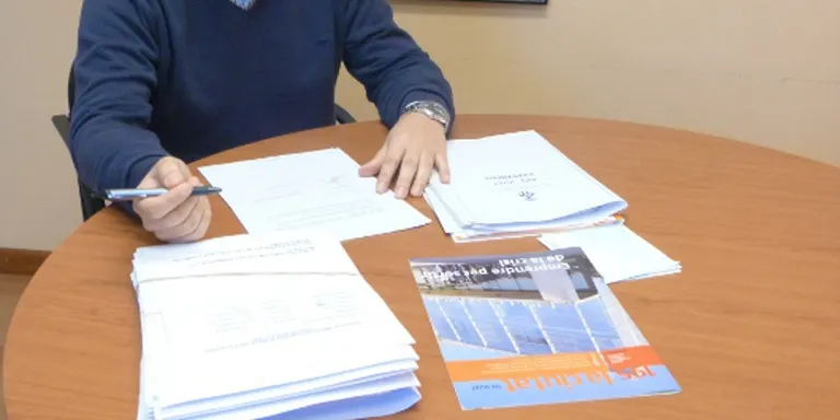 Buscallà celebra les dades de l'atur de maig